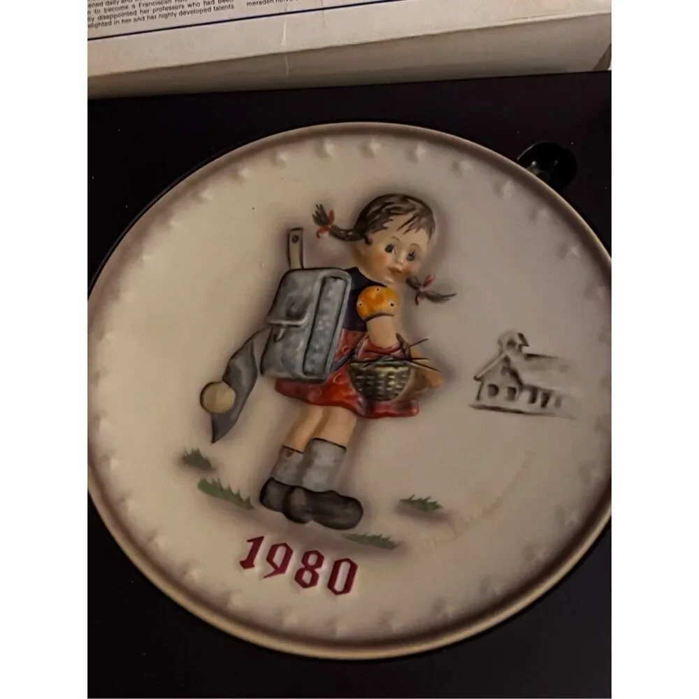 Vintage Collector Plate MJ Hummel Goebel 1980 10th Annual Includes Original Box
